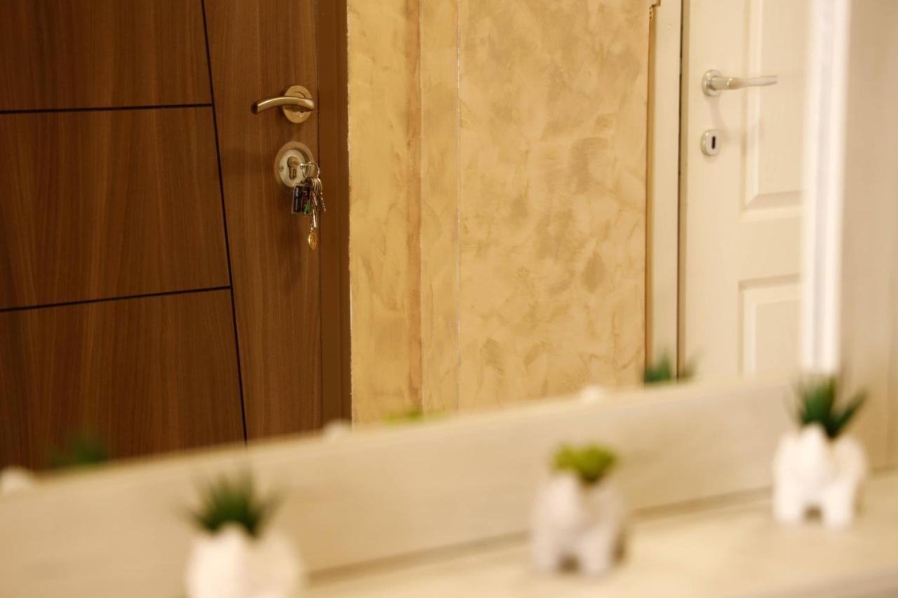 Apartment Alexandar พอดโกริกา ภายนอก รูปภาพ