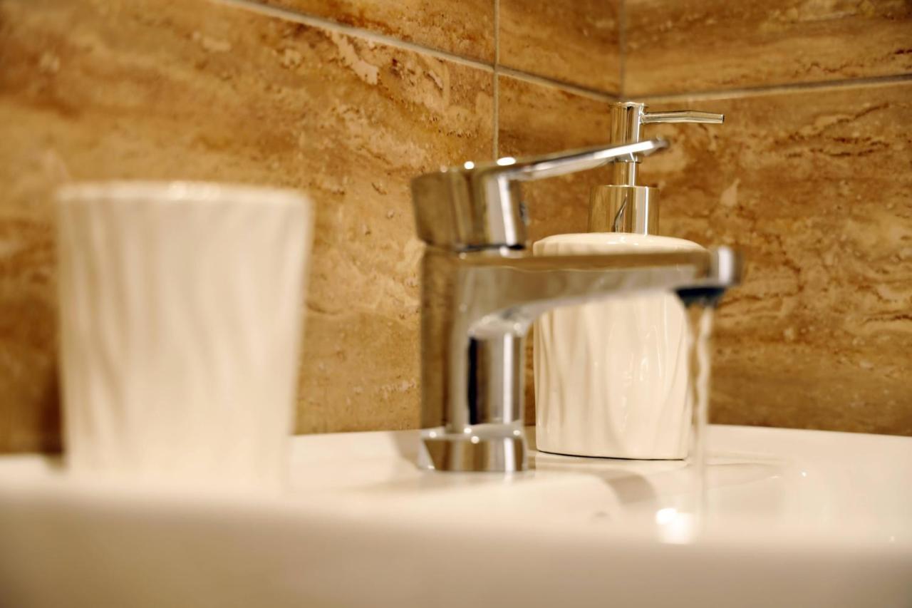 Apartment Alexandar พอดโกริกา ภายนอก รูปภาพ